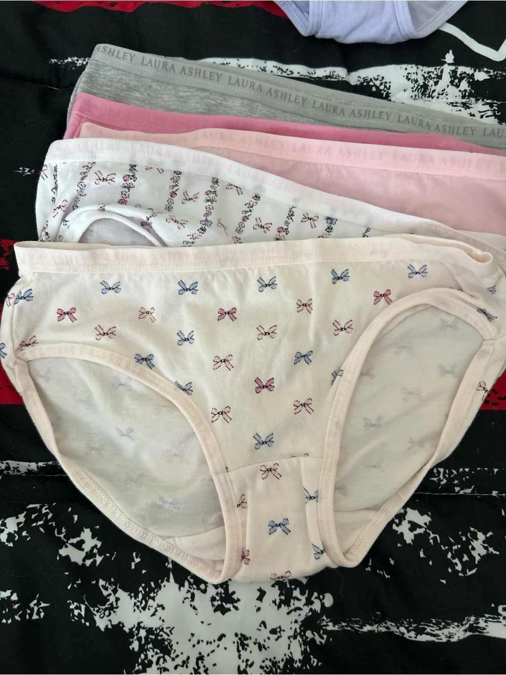 NWOTLaura Ashley Girls' Cotton Briefs - Pastel Mix (Pink, Cream, Gray)